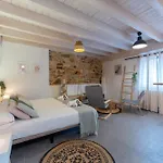 Sandonana Old Palace Holiday home *