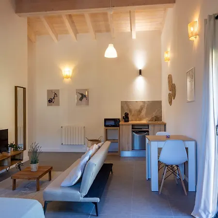 Sandonana Old Palace Holiday home *
