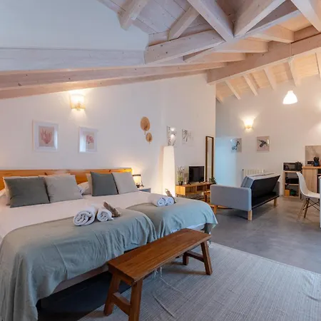 Holiday home Sandonana Old Palace Villafufre