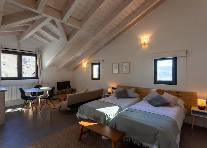 Sandoñana Old Palace *