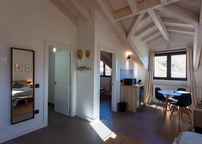 Sandoñana Old Palace Villafufre