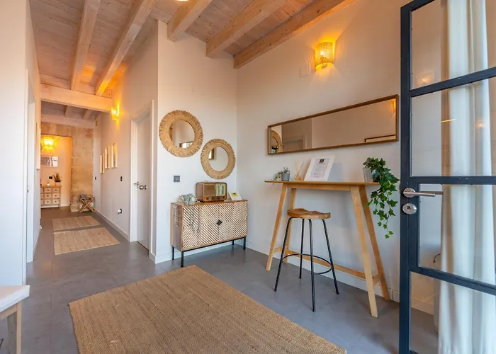 Sandonana Old Palace Villafufre