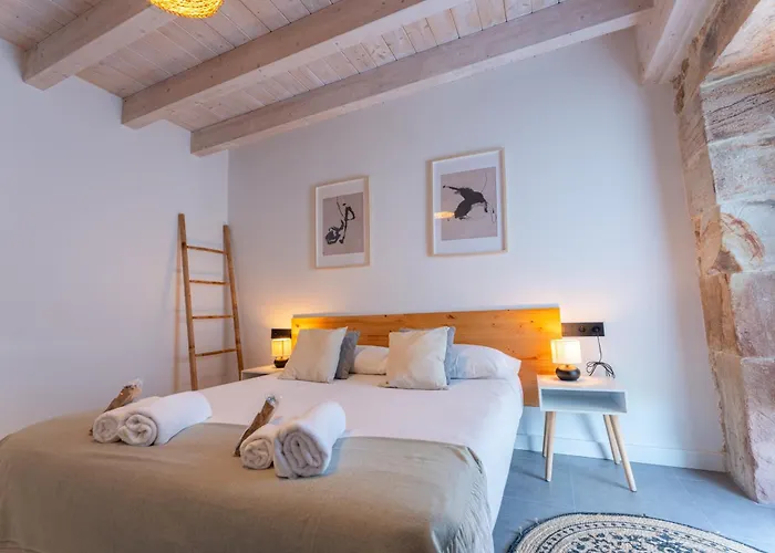 Sandonana Old Palace Villafufre