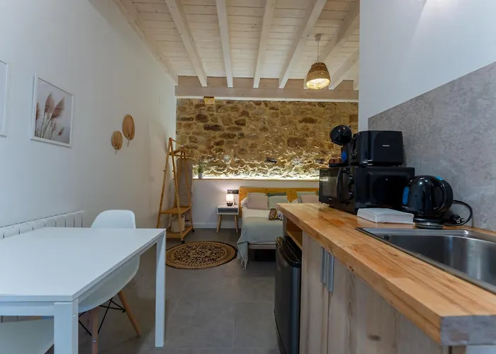 Sandonana Old Palace Villafufre