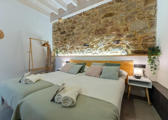 Sandonana Old Palace Villafufre