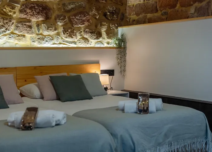 Sandonana Old Palace *