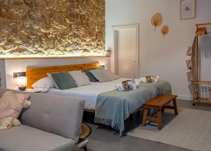 Sandonana Old Palace *